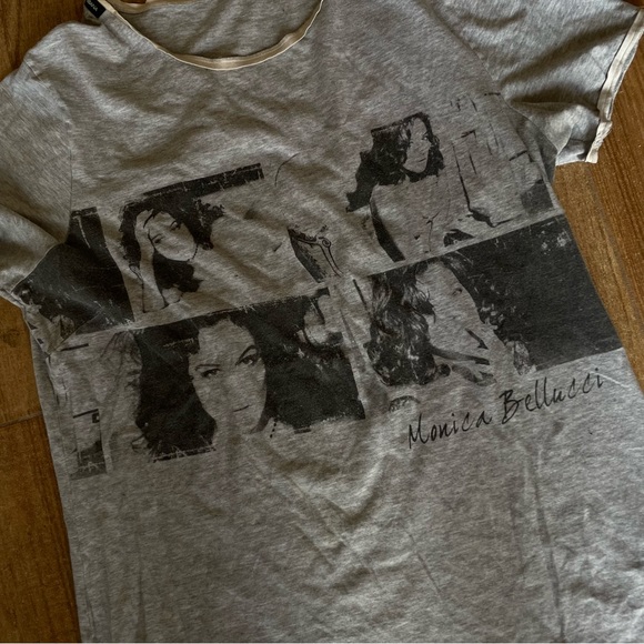Dolce and Gabbana Monica Belluci Tshirt - Picture 5 of 8